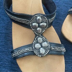 Minnetonka leather sandal size 9